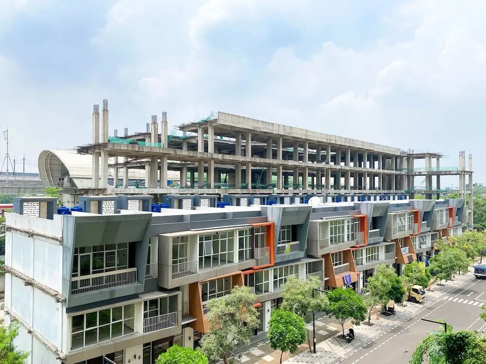 Бекаси: Modern Studio At Gateway Park Lrt City Bekasi Apartment