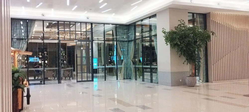 Сурабая: Modern And Cozy Studio At Benson Supermall Mansion Apartment