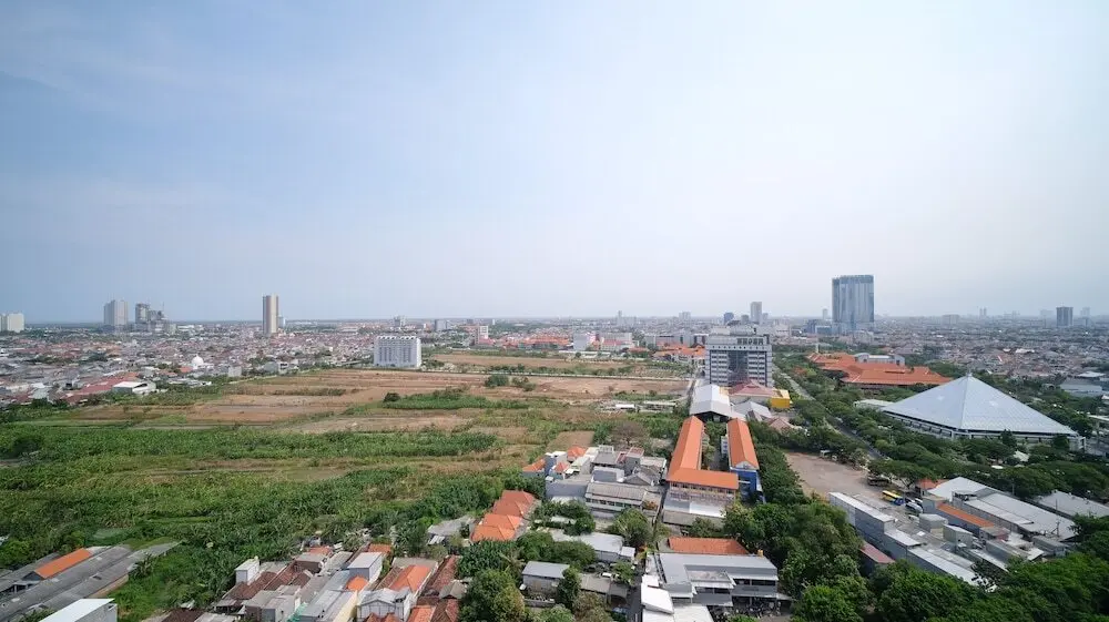 Сурабая: Clean And Cozy Stay Studio At Taman Melati Surabaya Apartment