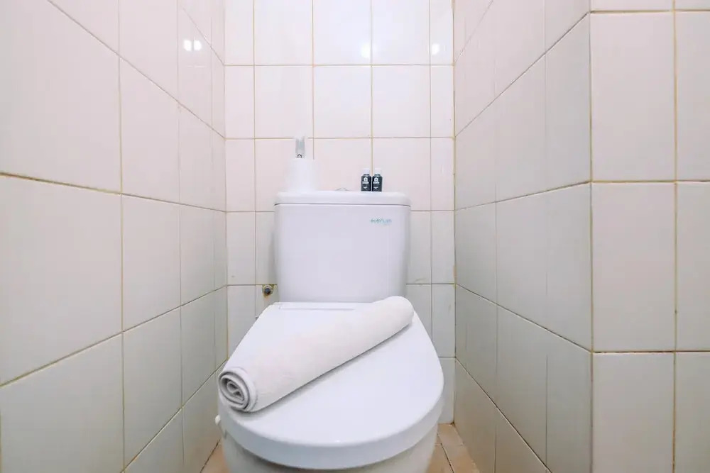 Бекаси: Simply Look Studio At Mont Blanc Bekasi Apartment