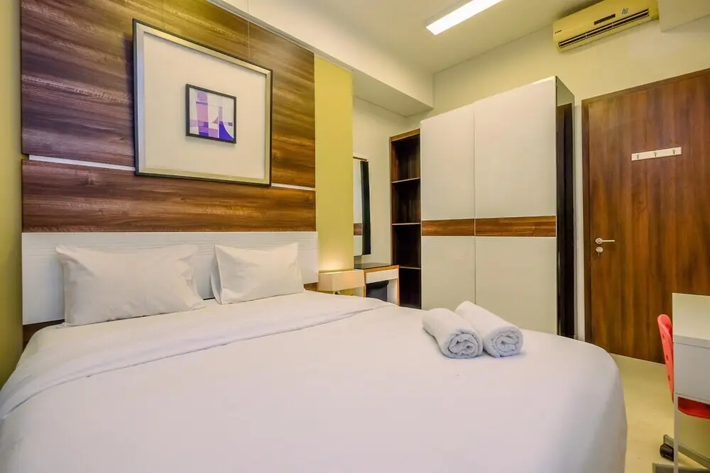 Джакарта: Homey Penthouse 3Br With Extra Room Kemang Village Apartment
