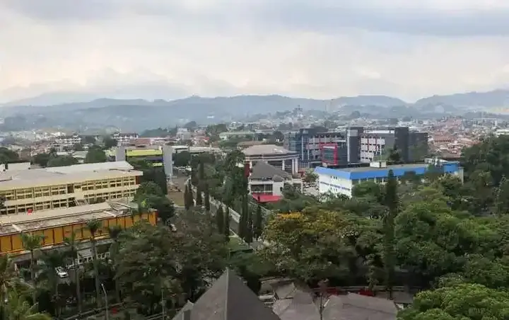 Бандунг: Spacious And Strategic Studio Apartment At Dago Suites