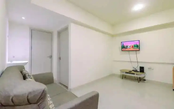 Сибату: Spacious And Homey Living 2Br At Meikarta Apartment