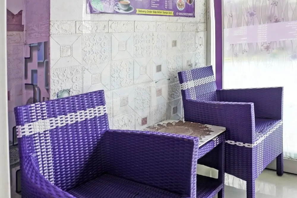 Караванг: OYO Life 92962 Apartement Sentraland