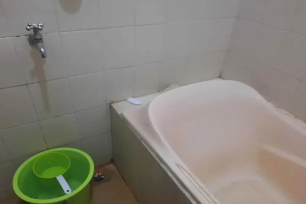 Караванг: OYO Life 93160 Kost Jenny Karawang