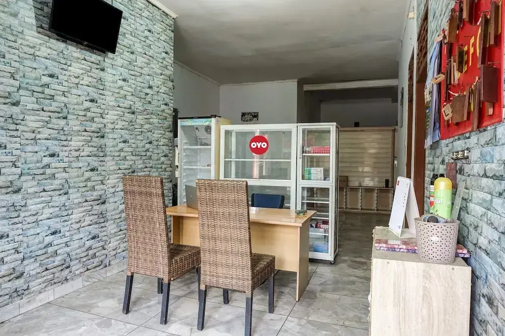 Бандар-Лампунг: Oyo 93342 Yasmine Guesthouse Syariah