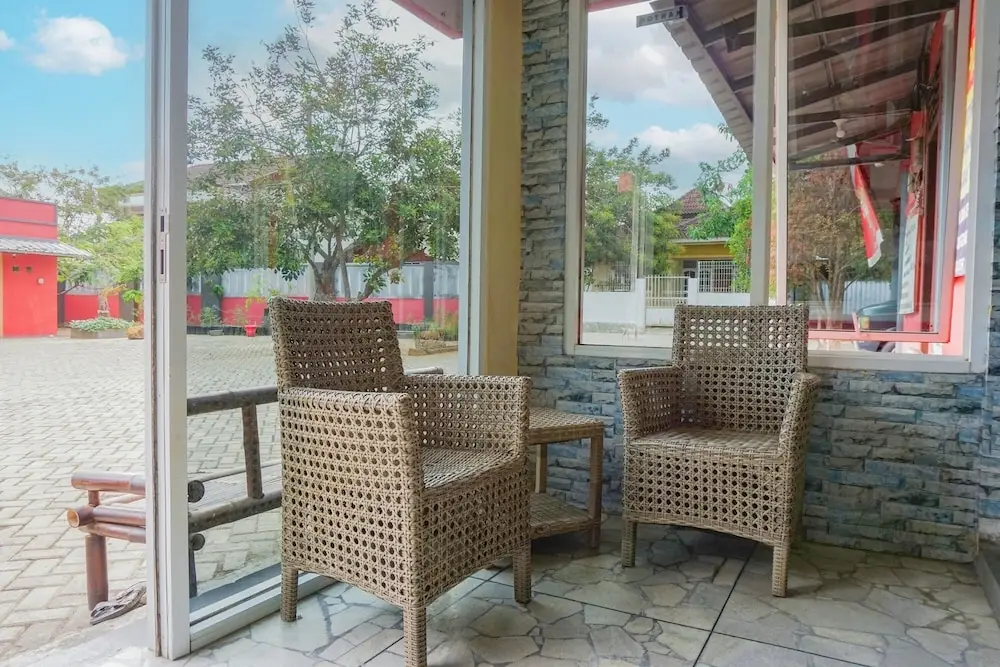 Бандар-Лампунг: Oyo 93342 Yasmine Guesthouse Syariah