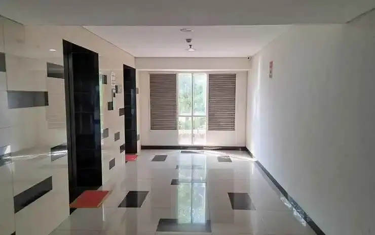 Караванг: OYO 93362 Apartement Sentraland Karawang By Agung Rent