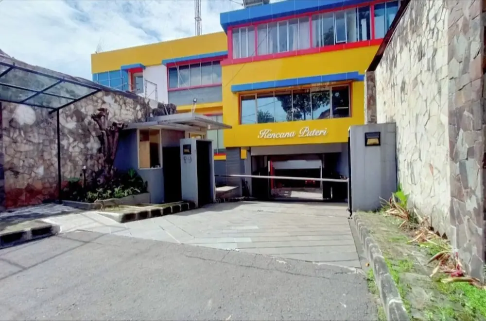 Депок: OYO Life 93383 Wisma Kencana Puteri