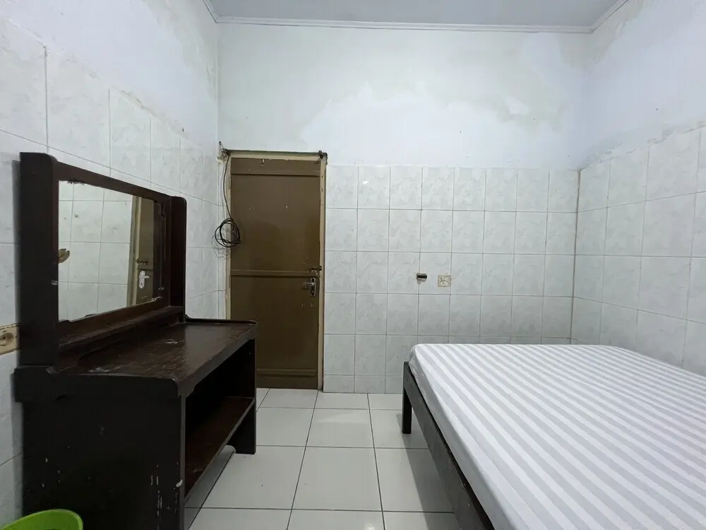 Паре-Паре: OYO 93406 Pondok Bulo Ugi Syariah Near SD Negeri 185 Pinrang