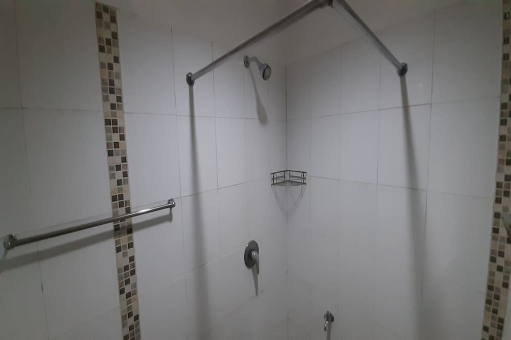 Бандунг: Super OYO 93358 Sukamulya Homestay
