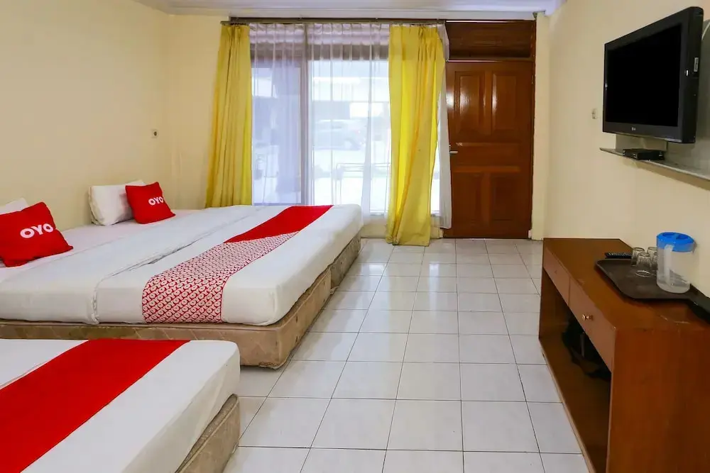 Сизаруа: Capital O 93349 Hotel Gondangdia