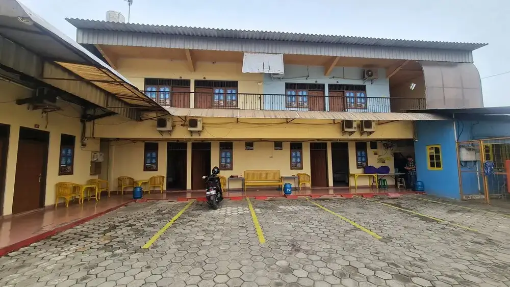 Пекалонган: OYO 93360 Wisma Subur Syariah