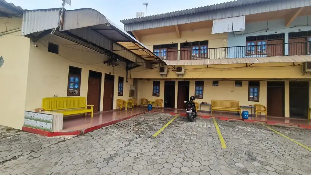 Пекалонган: OYO 93360 Wisma Subur Syariah