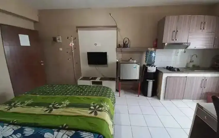 Караванг: OYO 93373 Apartement Sentraland Karawang By Gs