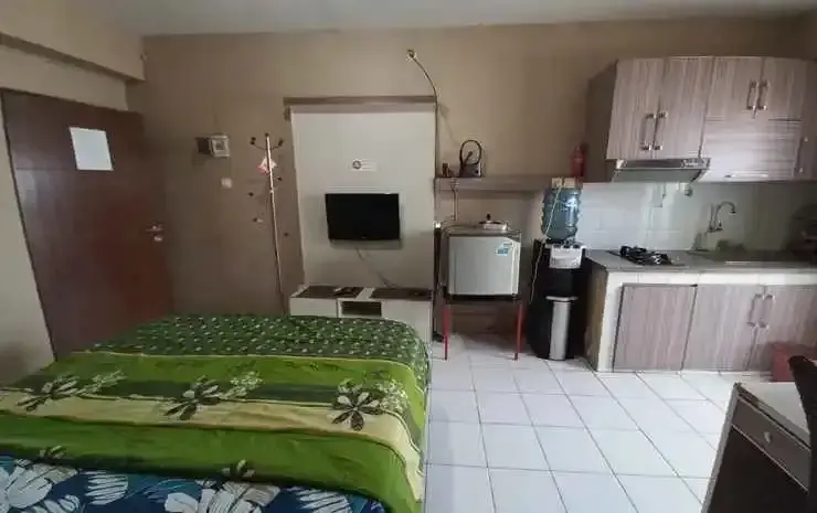 Караванг: OYO 93373 Apartement Sentraland Karawang By Gs