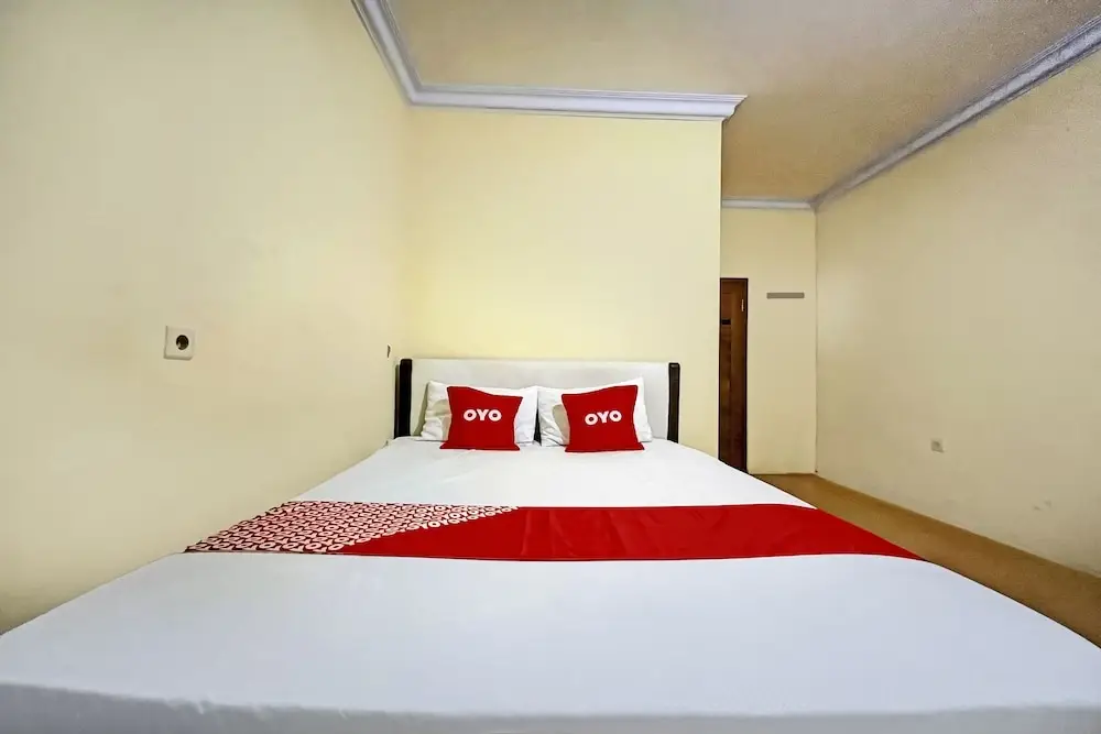 Джомбанг: OYO 93422 Villa Tirto