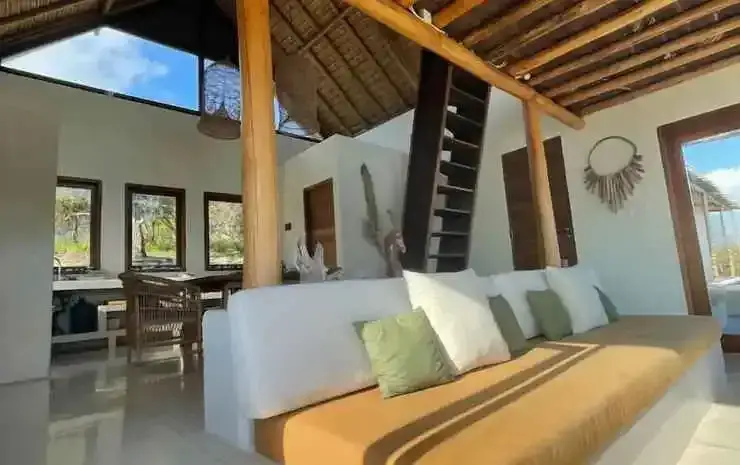 Секонгканг: Kini Resort & Village