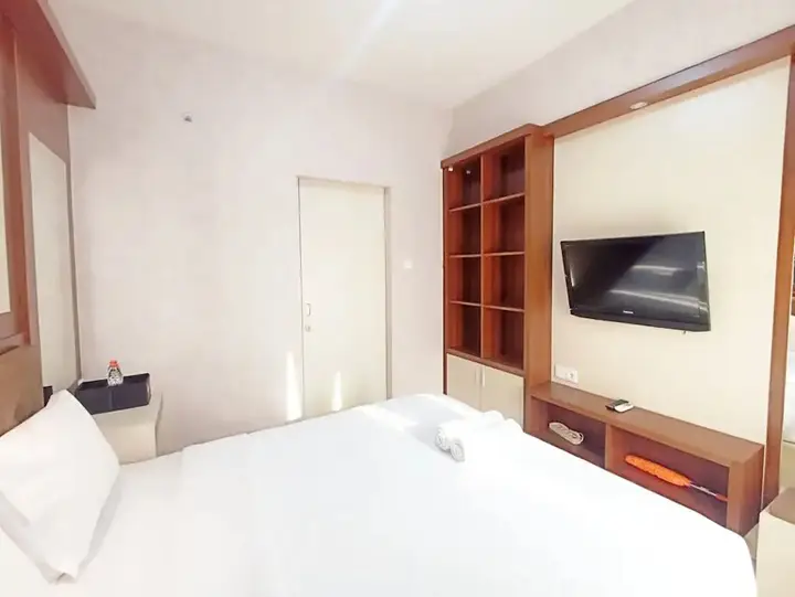 Семаранг: Modern Look And Homey Studio Amartha View Apartment