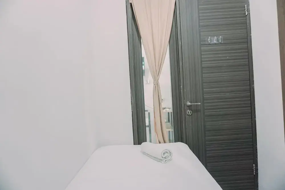 Южный Тангеранг: Good Deal And Cozy 2Br At Apartment Amazana Serpong