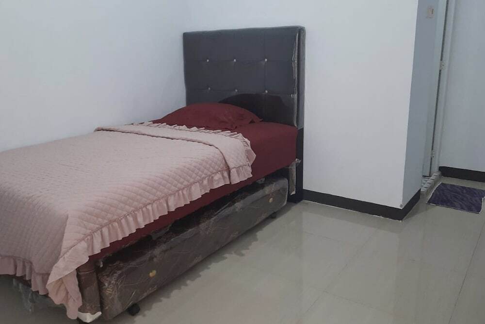 Бенгкулу: Pondokan Guest House Rinjani Syariah