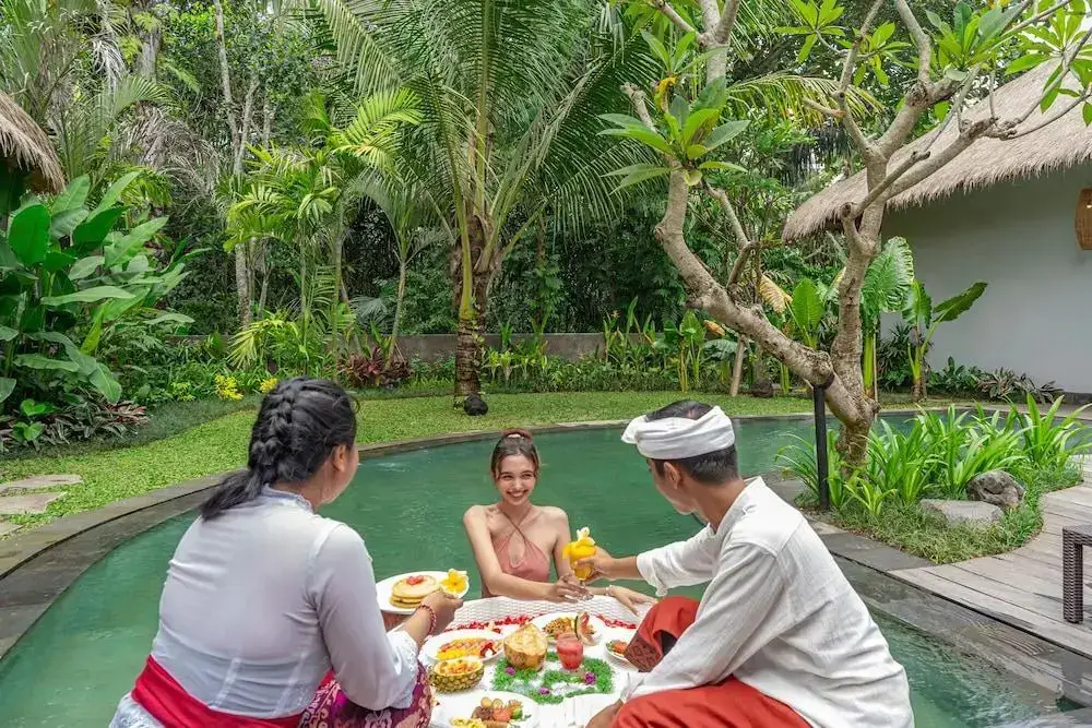 Убуд: Brand New Luxury 3Br Villa Ethnic Ubud 2