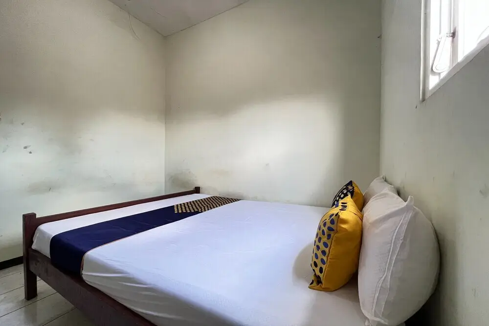 Маланг: SPOT ON 93423 Kost Berkah Near Kebun Teh Wonosari