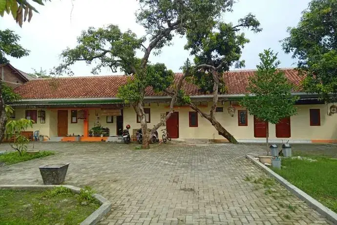 Тегал: SPOT ON 93452 Wulan Homestay 2 Syariah