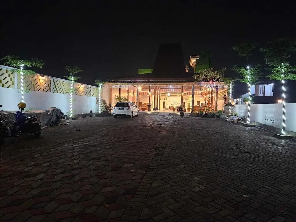 Маланг: Omah Joglo Bugis