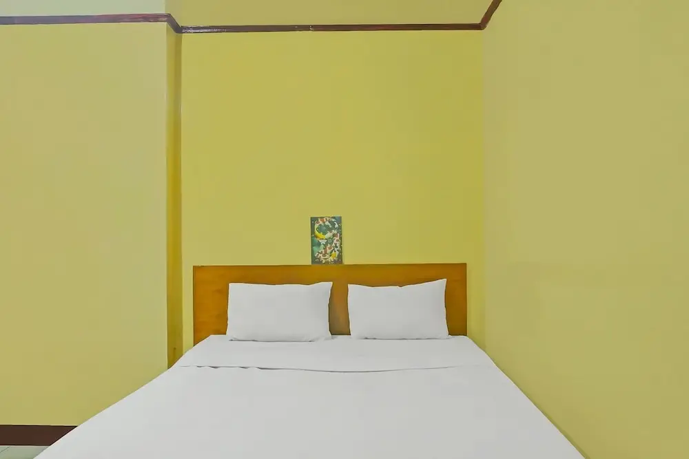 Гарут: OYO 93523 Penginapan Laras Paminggir