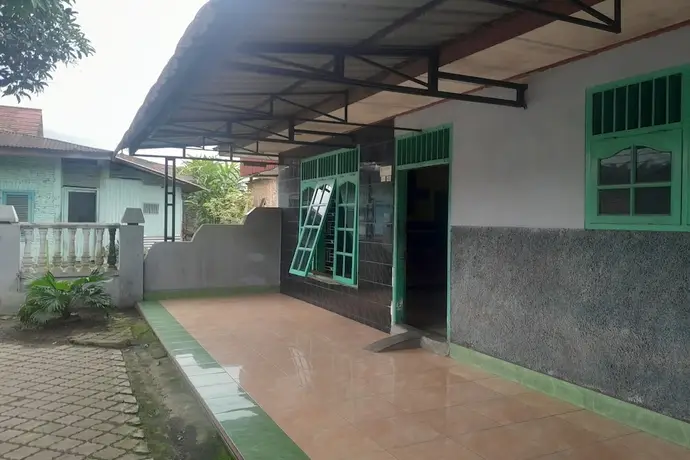 Медан: SPOT ON 93506 Kamboja Homestay Syariah