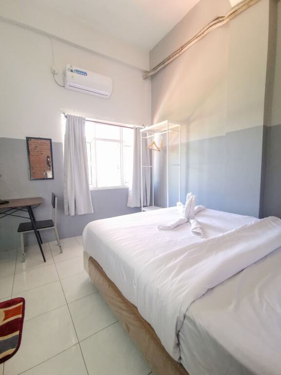 Паданг: 360Homestay