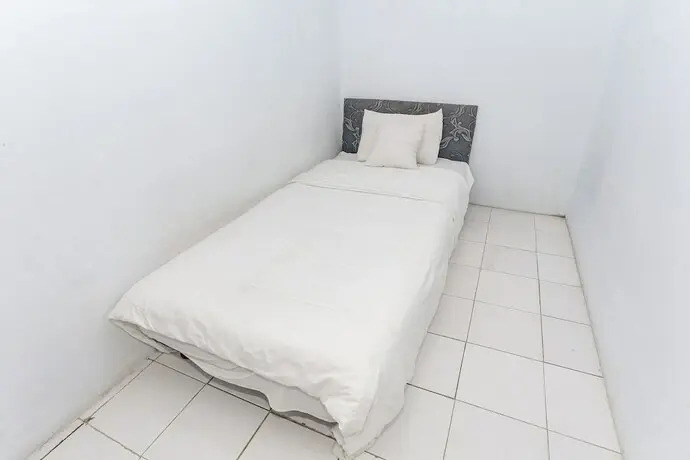 Бекаси: SPOT ON 93515 Pulo Gebang Guest House