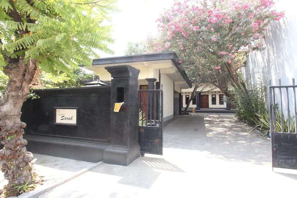 Танджунг: OYO Life 93155 Wisma Sarah