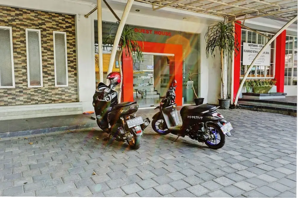 Маланг: Capital O 1362 Ciliwung Guest House Syariah