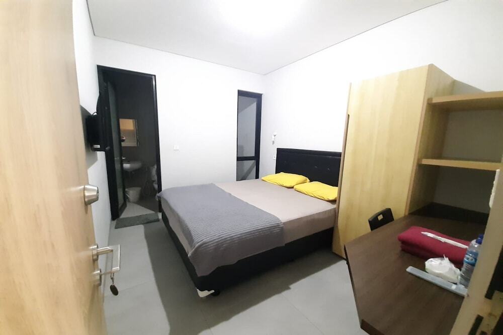 Джакарта: OYO Life 92770 Cozy Puri 22