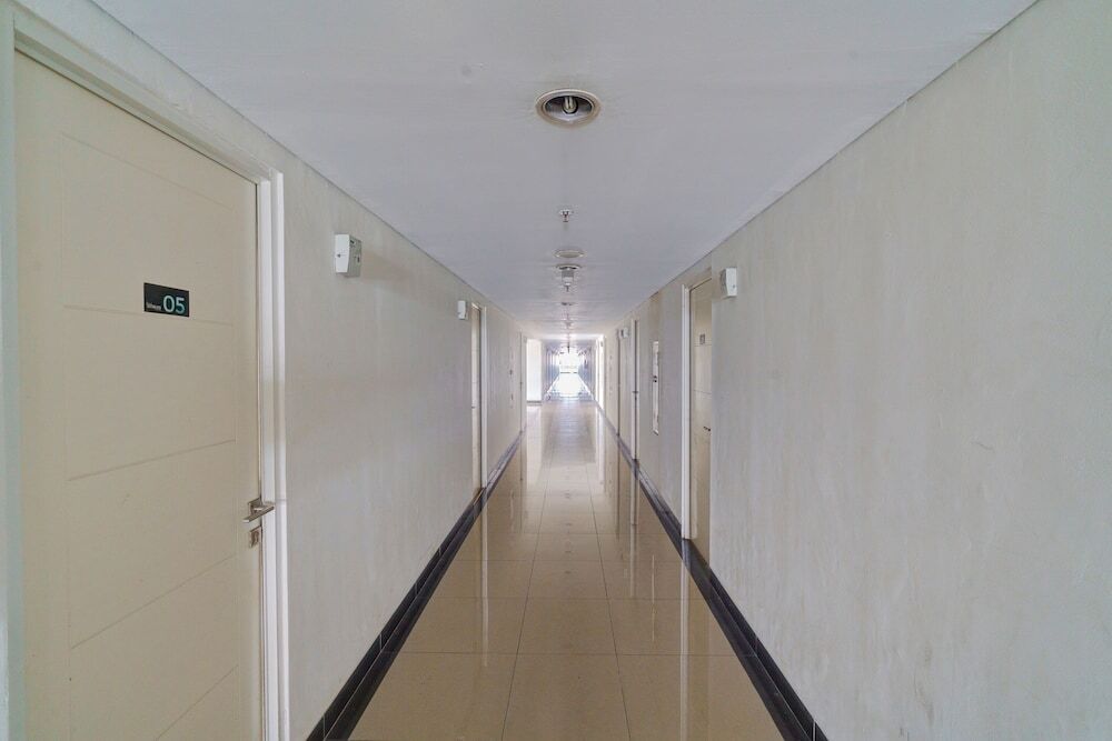 Караванг: OYO Life 92874 Apartement Grand Sentraland Karawang By Red Dragon