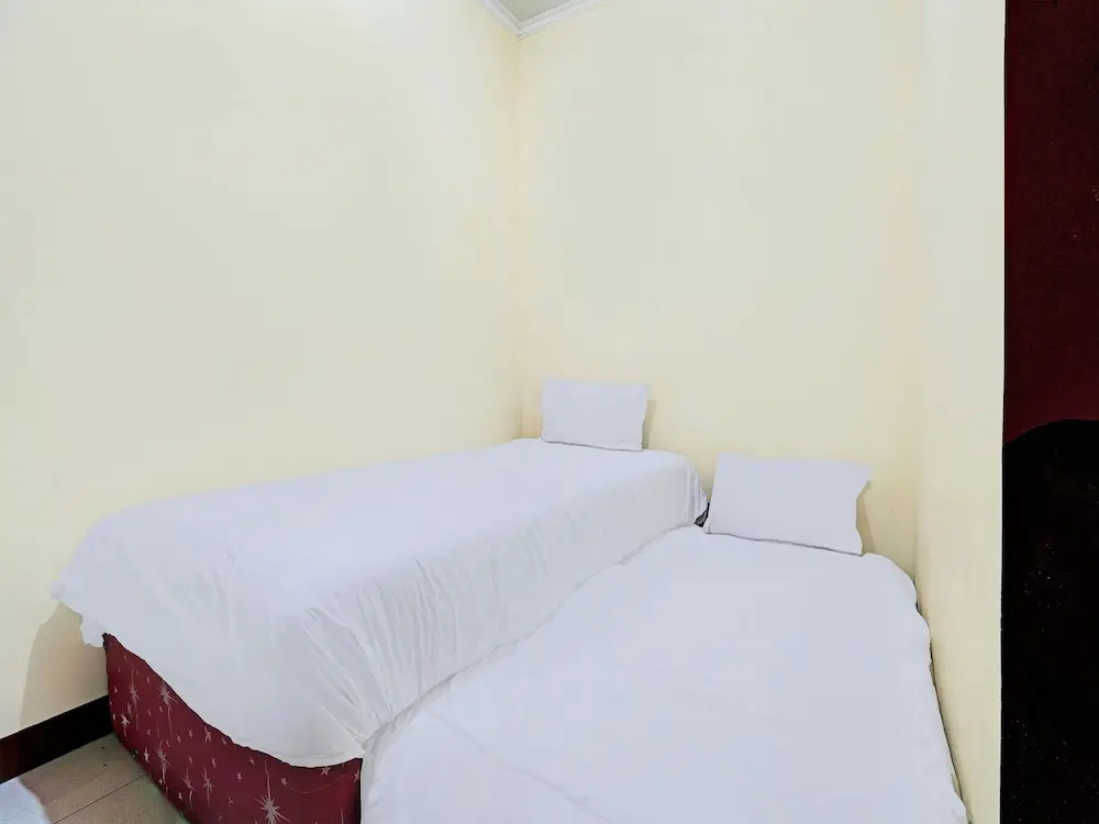 Бандунг: OYO Life 92546 Kost Merah Bojongsoang