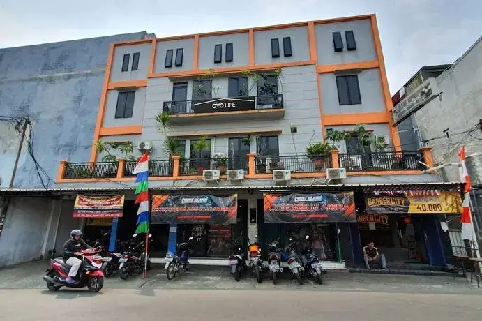 Джакарта: OYO LIfe 93129 Kost Mangga