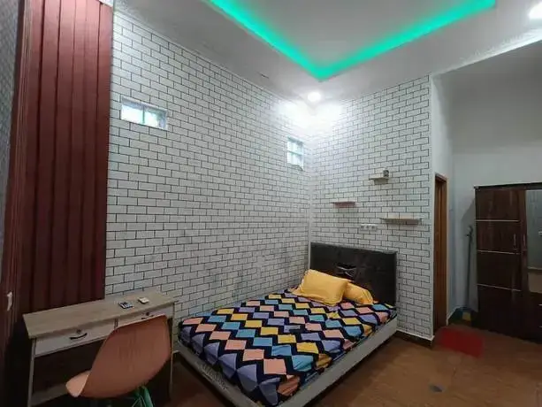 Тангеранг: OYO Life 93158 Kost Asaka