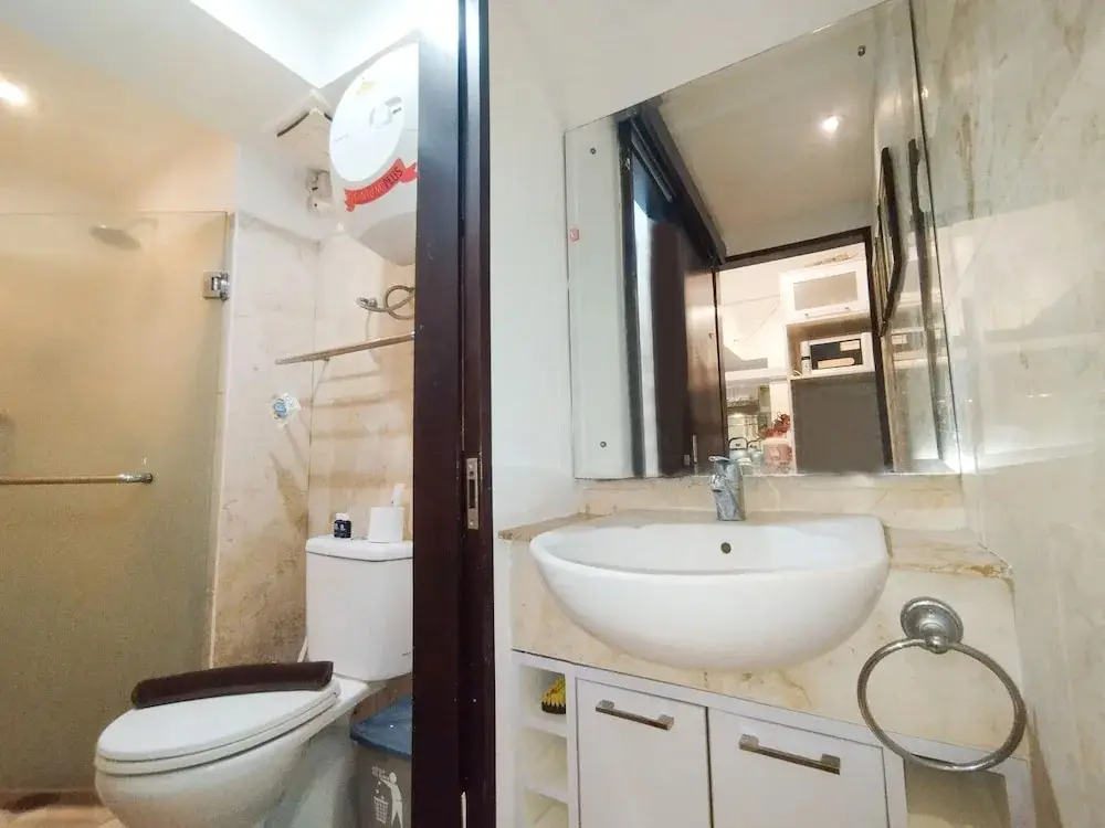 Бандунг: Best Location 1Br Without Living Room Apartment Braga City Walk