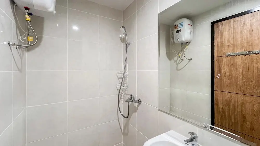 Макассар: Spacious 2Br At Delft Ciputra Makassar Apartment