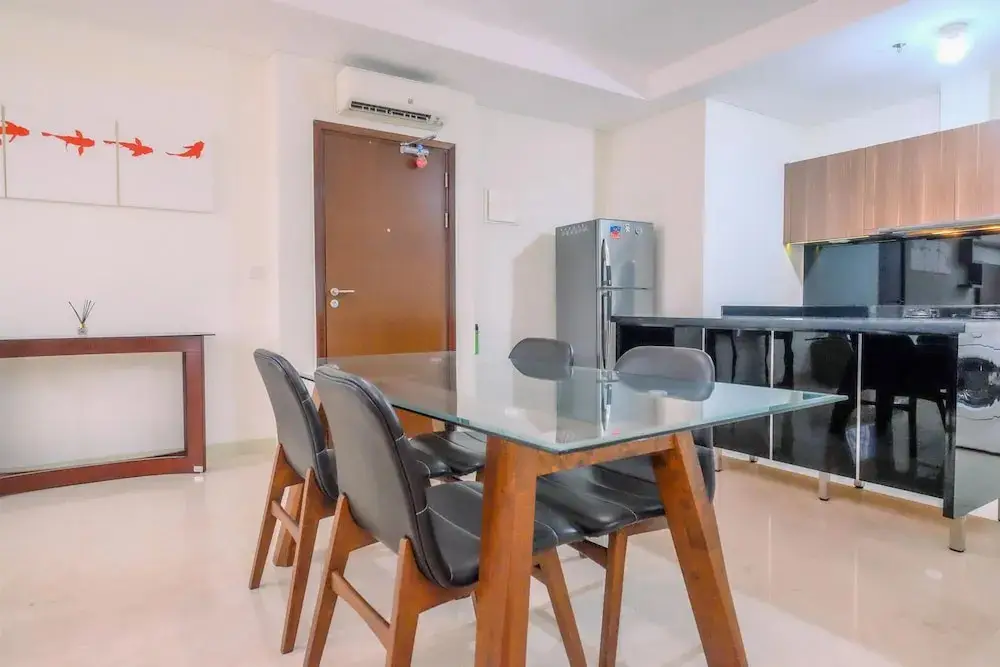 Джакарта: Best Spacious And Nice 2Br At L'Avenue Pancoran Apartment