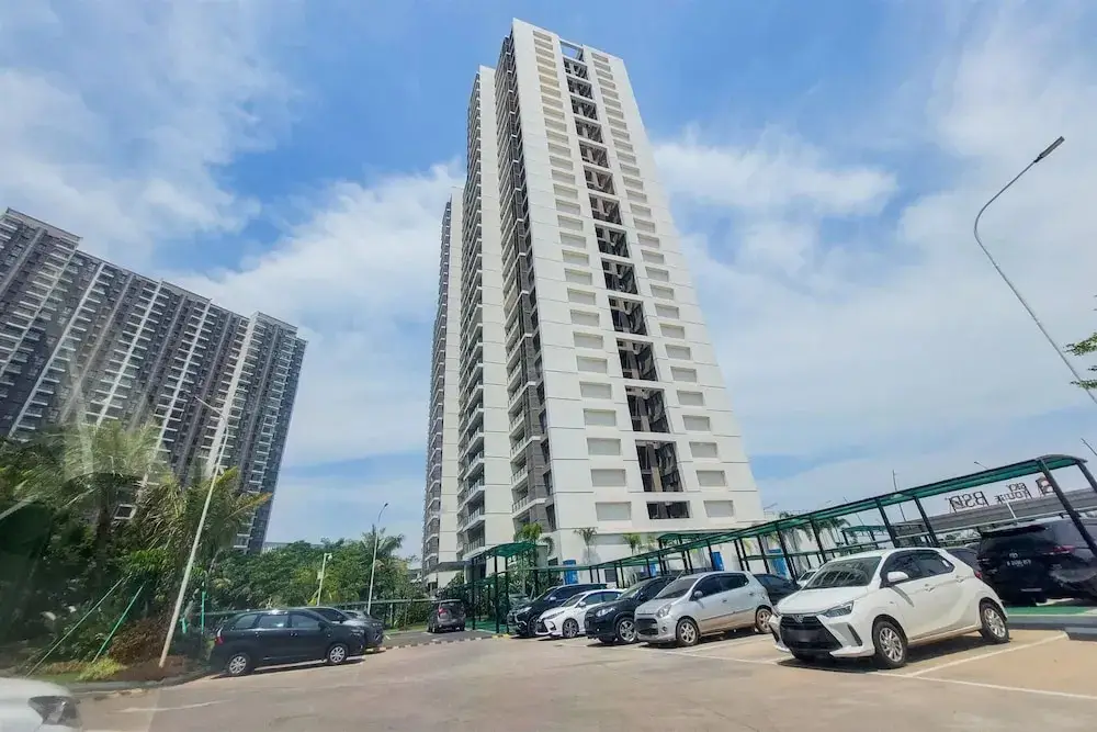 Legok: Homey And Spacious 3Br Sky House Bsd Apartment