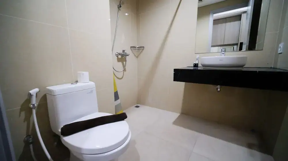 Сурабая: Good Choice And Homey 1Br Grand Sungkono Lagoon Apartment