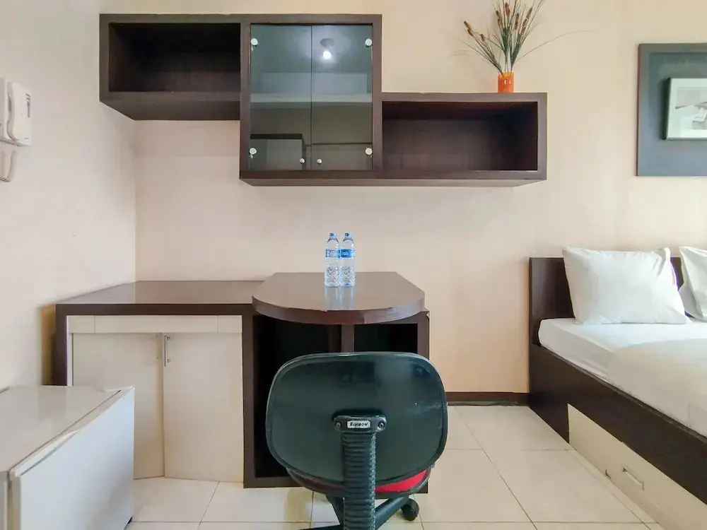 Бандунг: Cozy Studio At Galeri Cimbuleuit 1 Apartment