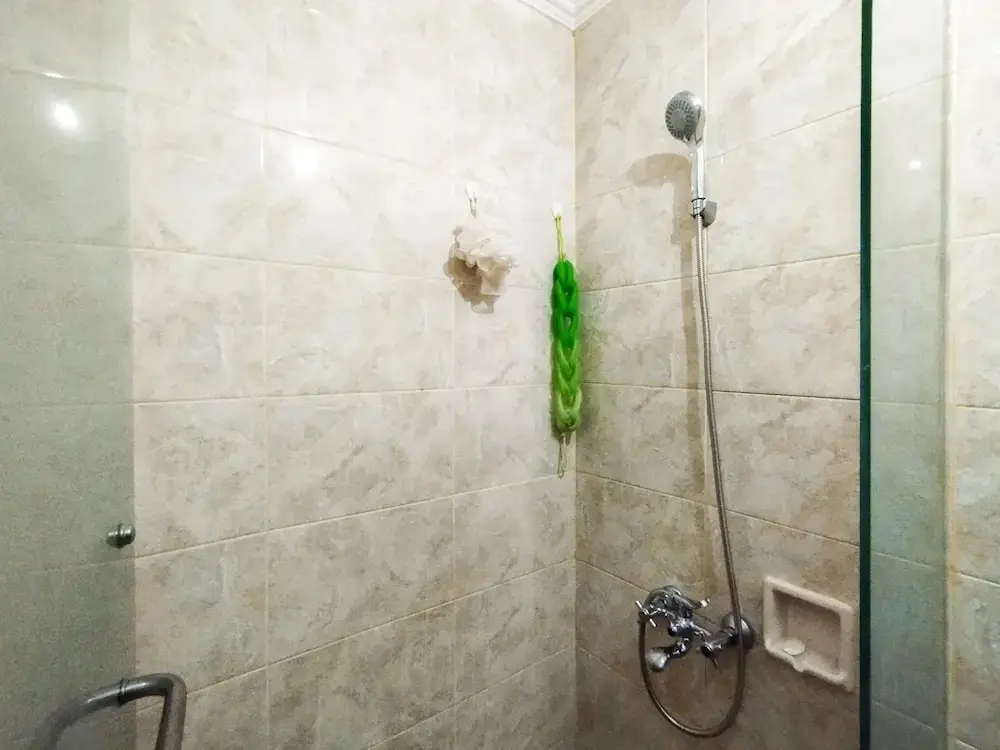 Бандунг: Cozy Studio At Galeri Cimbuleuit 1 Apartment