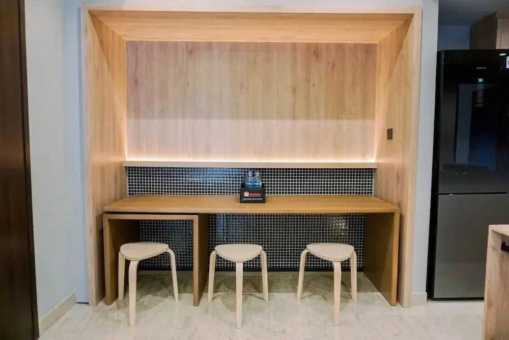 Legok: Spacious 1Br With Extra Room Branz Bsd City Apartment