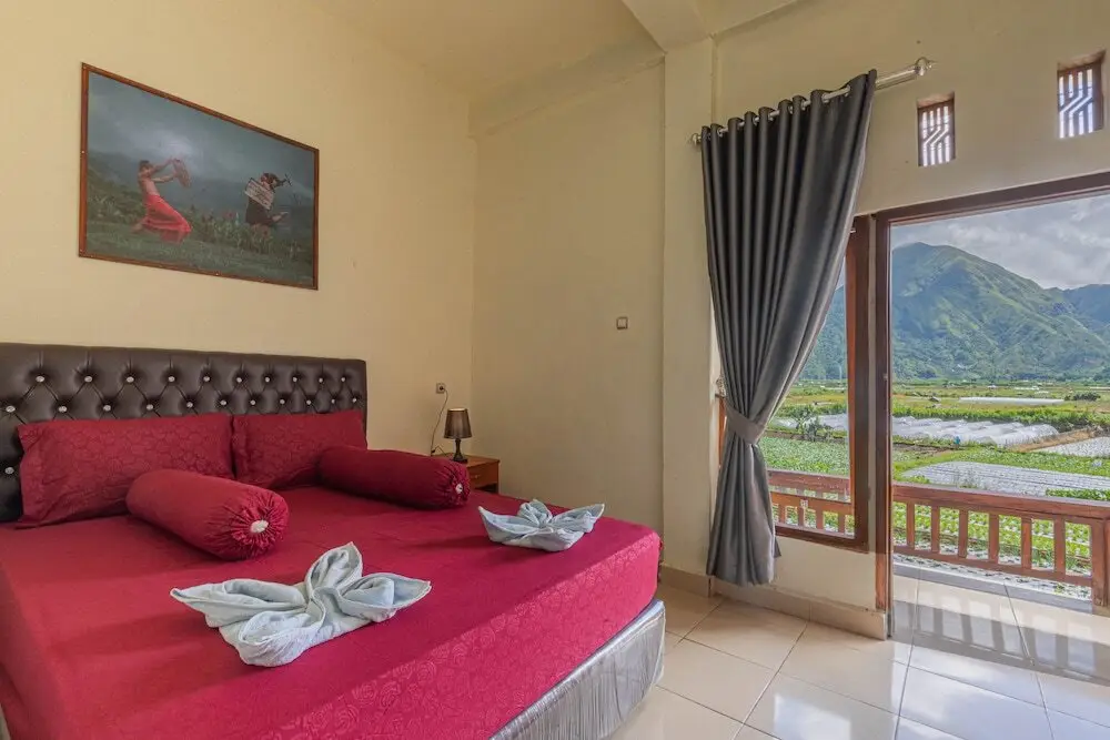 Сембалун Лаванг: Teras Sawah Guest House Syariah
