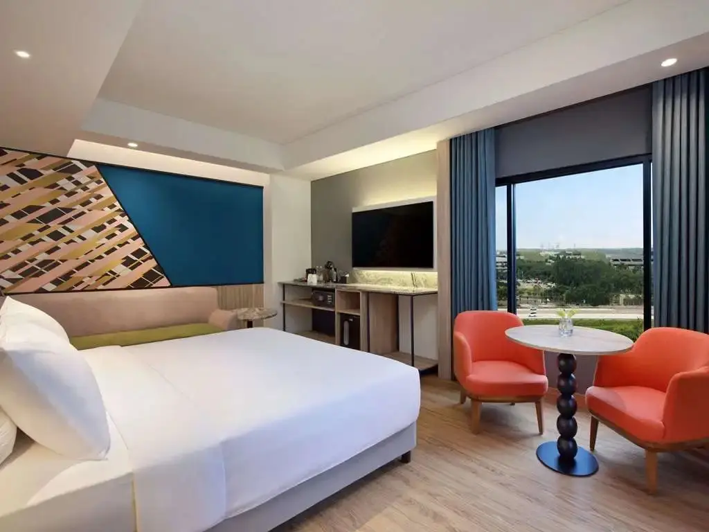 Legok: Ibis Styles Serpong Bsd City